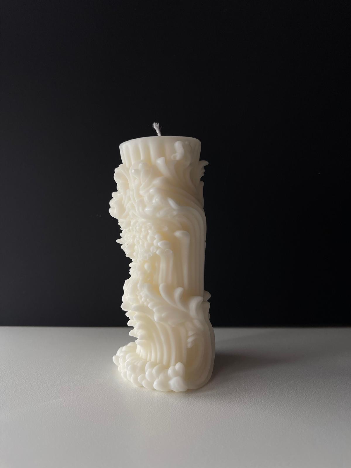 Athena’s Column 3.0 - Lumânare sculpturală din ceară de soia